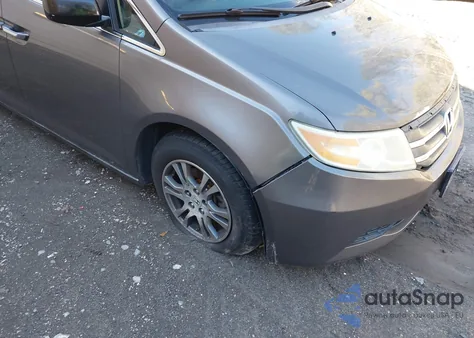 2011 Honda Odyssey Ex-L из США, поврежденный, VIN 5FNRL5H61BB071944